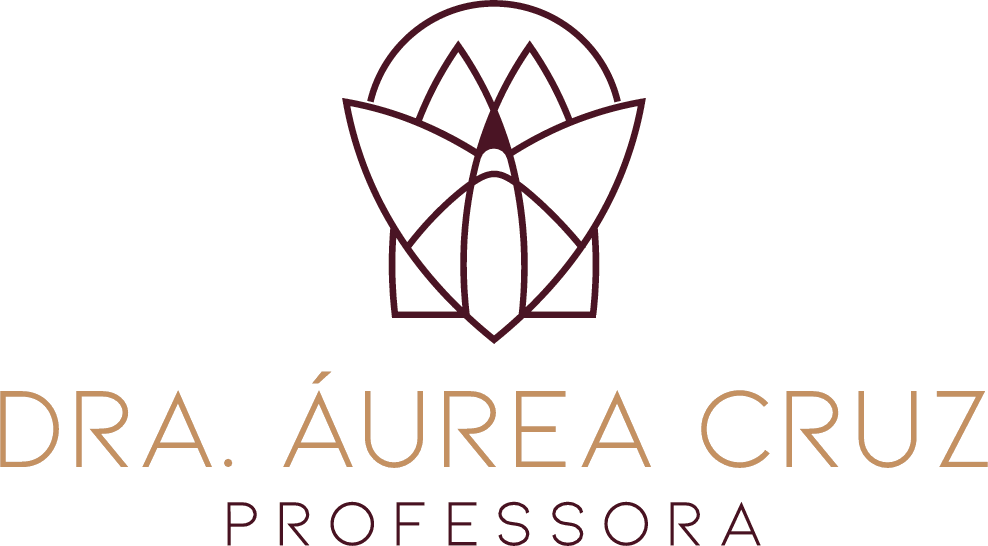 Dra. Áurea Cruz — Professora